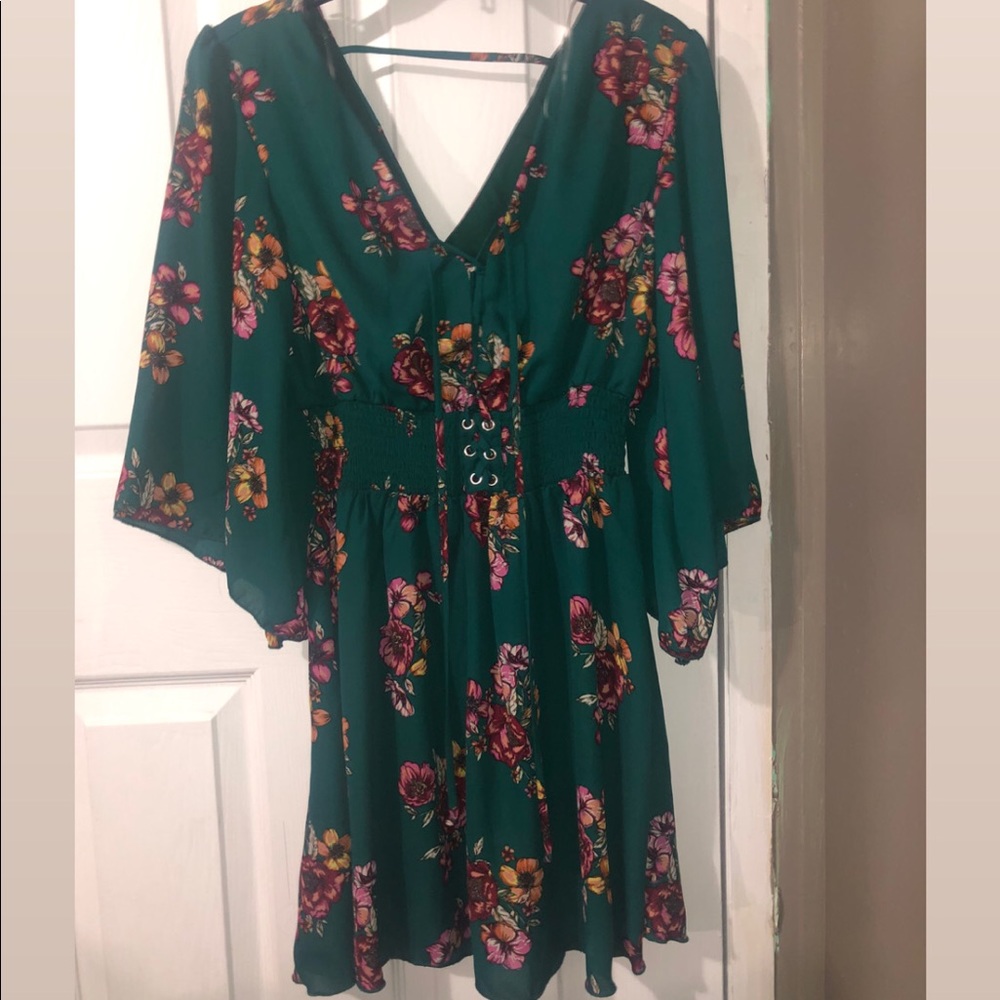 Dress - Picture 2 of 2